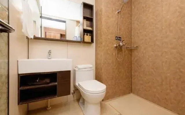 Home Inn Langyun Baiyun Hotel (Shijiazhuang Yucheng Media College)