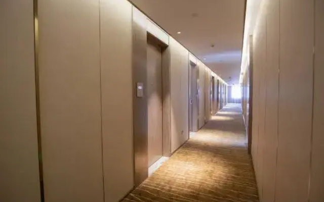 Echarm Plus Hotel（ Jingdezhen Taoxi Chuan Hotel ）