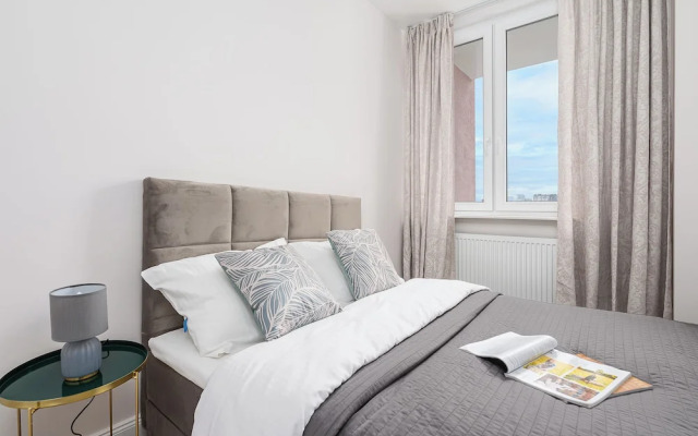 Lumina spacious apartment with parking