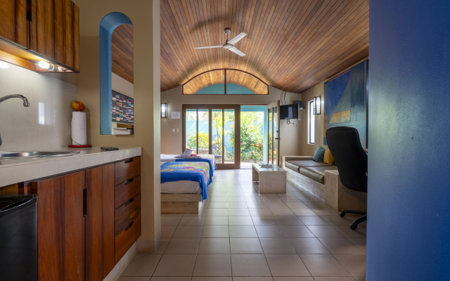 Alma Del Pacifico Beach Hotel & Spa