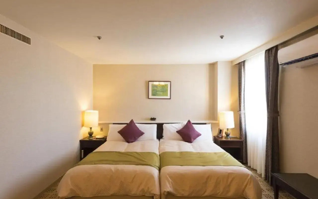 Sky Hotel Uozu Annex