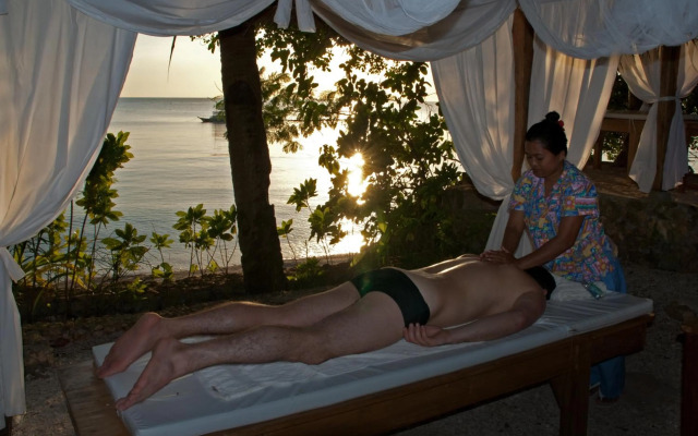 Easy Diving and Beach Resort