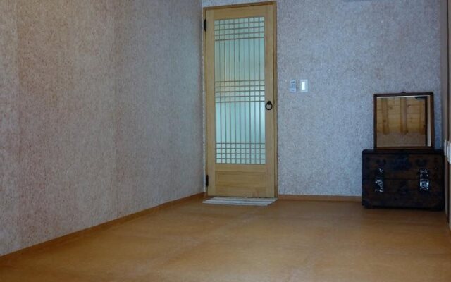 Gaeunchae Hanok Guesthouse Jeonju