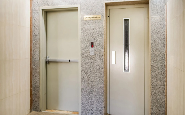OYO 525 Rose Plaza 1