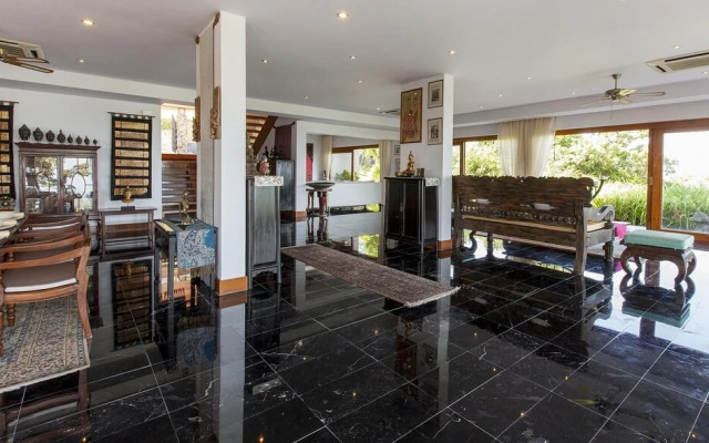 Baan Phuttarak - Choeng Mon