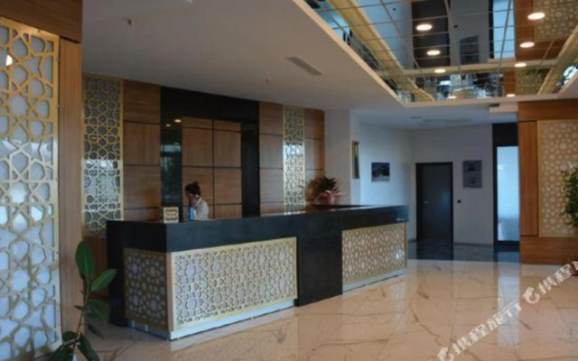 Winter City Hotel