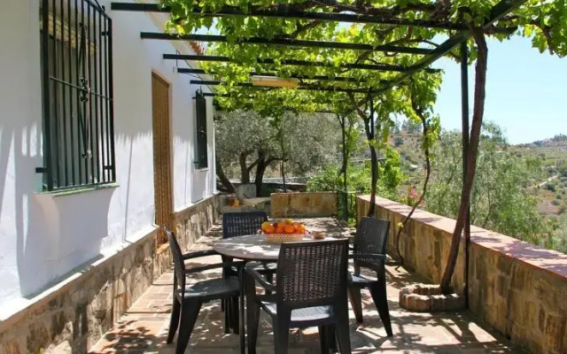 Colica House