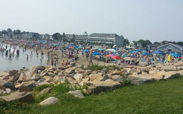 The Inn Between the Beaches