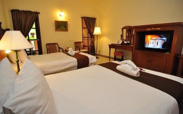 Phuket Leelavadee Hua Ting Resort