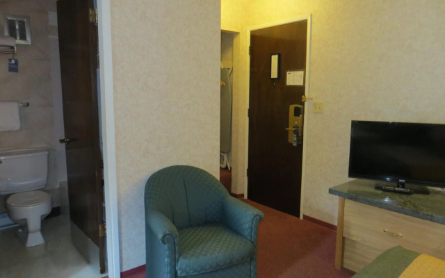 Travelodge by Wyndham Hope