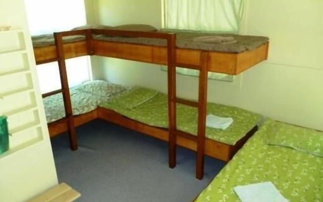 Christmas Creek Cafe & Cabins