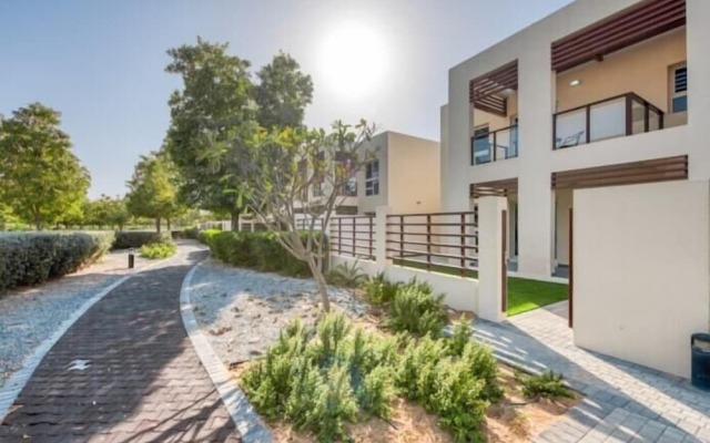 R&H Villa
