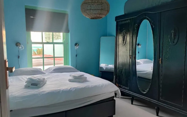 Purple Pearl at Bokaap