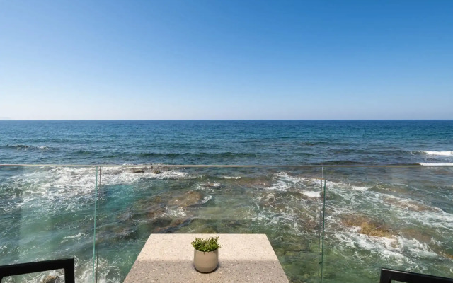 Elia Sea Suites