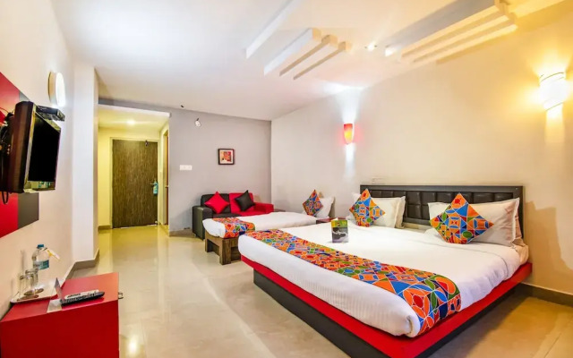 FabHotel Empire Grand Suites Ernakulam