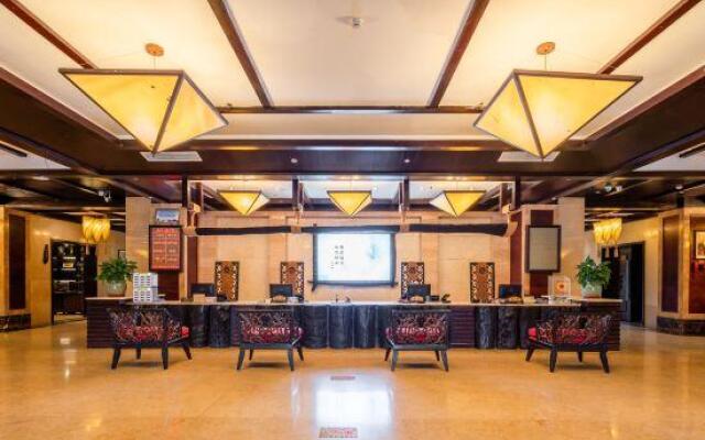 Sichuan Tianci Jianmenguan Hot Spring Resort Hotel