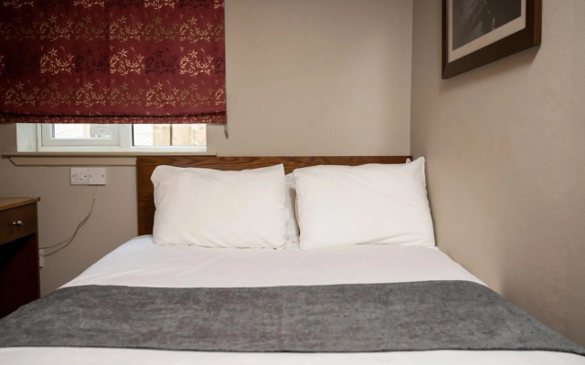 The Wellington Hotel by Greene King Inns