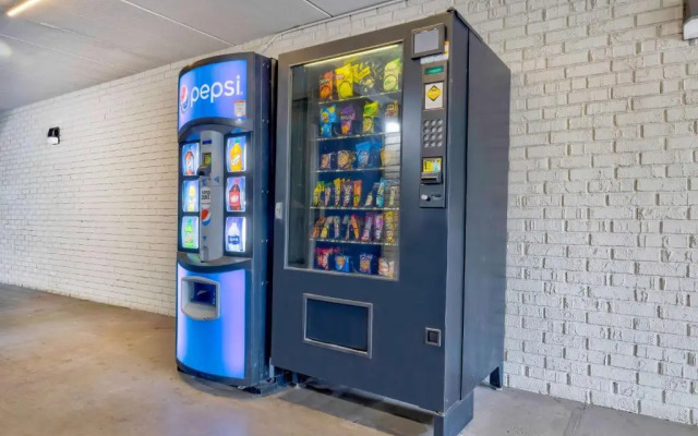 Econo Lodge Coliseum