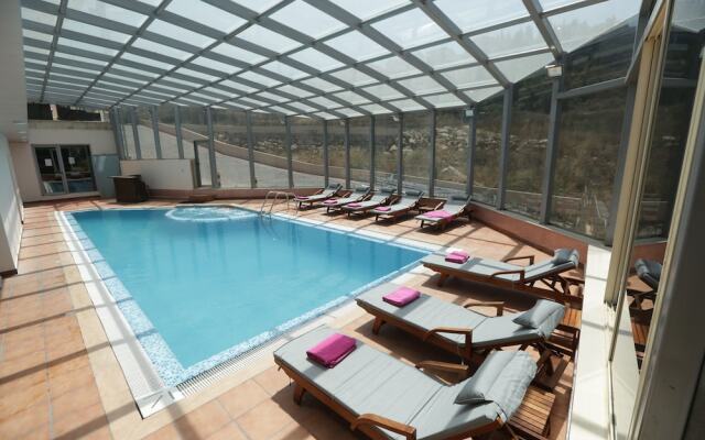 Golden Lili Resort & Spa