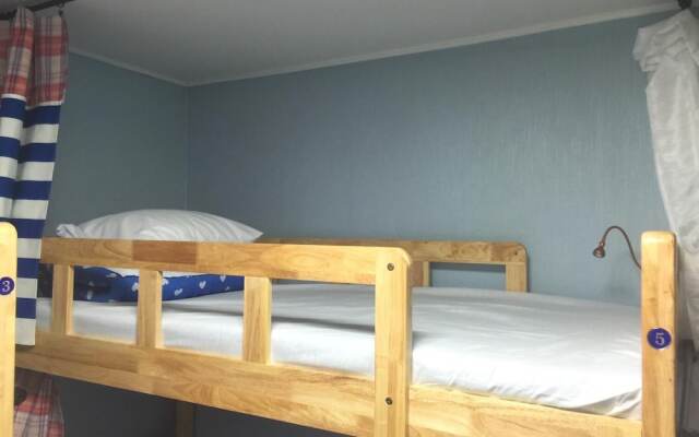 Housetay Guesthouse 2nd Branch - Hostel