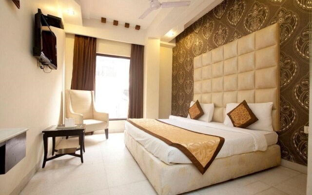 OYO Rooms Karol Bagh 1078