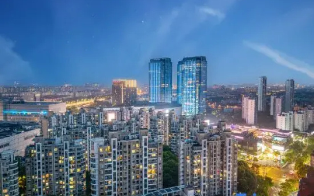 Ruisite Hotel (Shanghai Lianhua Road Subway Station Fudan Pediatric Hospital Branch)