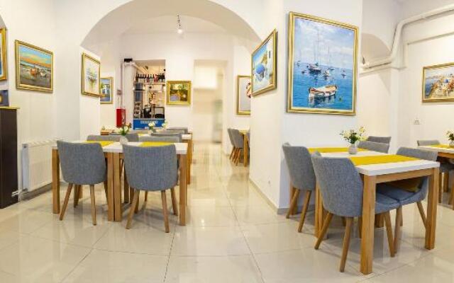 Bucur Accommodation