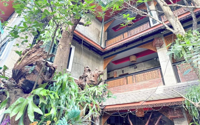 Chiangmai Lanna & Modern Loft  Hotel
