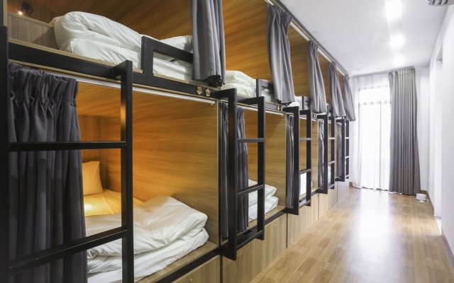 The Rooster Cafe Dormitory  Studio – Guest Rooms – Da Nang