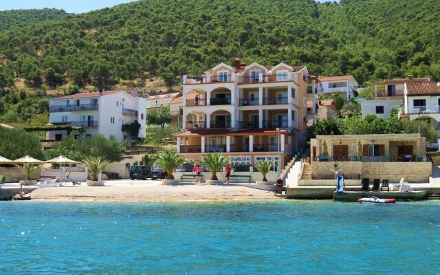 Apartments Villa Ante