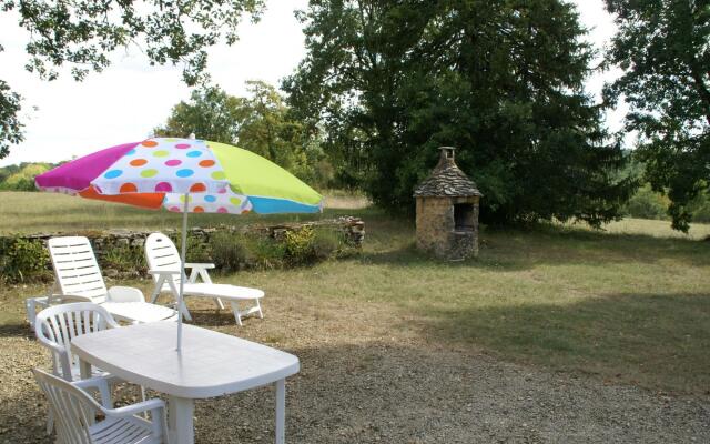 Quaint Home in Berbiguieres, Valley of the Castles at 15min