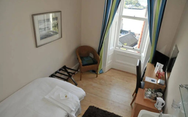 Invercloy Guest House