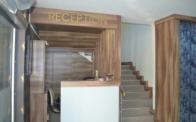 Roz Otel