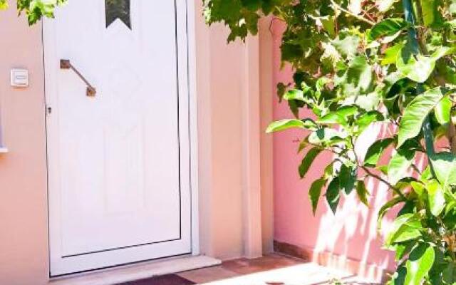 Yucca Studio, beautiful apartment with garden