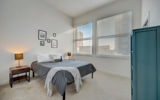 FRONTDESK Penn Street Tower Apts Downtown Indy