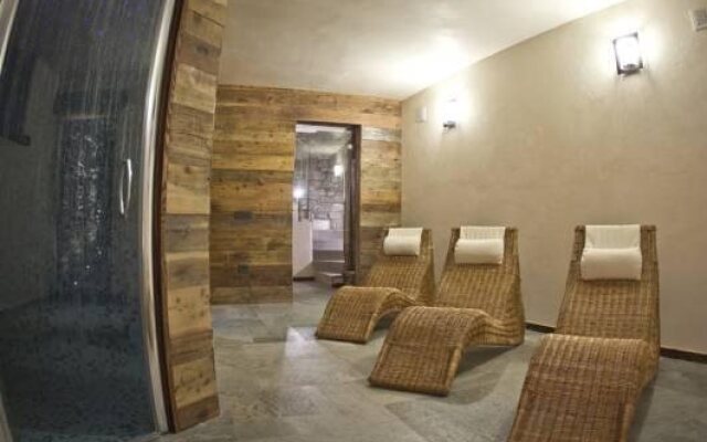 Le Petit Relais