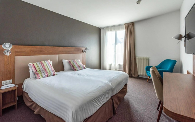 Hotel Campanile Chartres Centre - Gare - Cathedrale