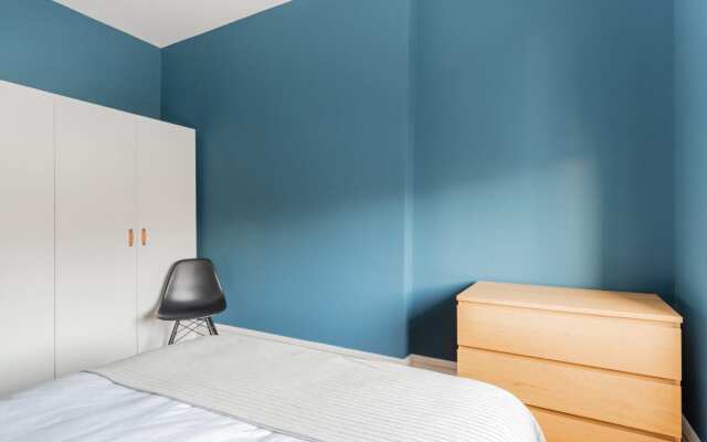 The Notting Hill Escape - Modern & Bright 3BDR Flat with Balcony