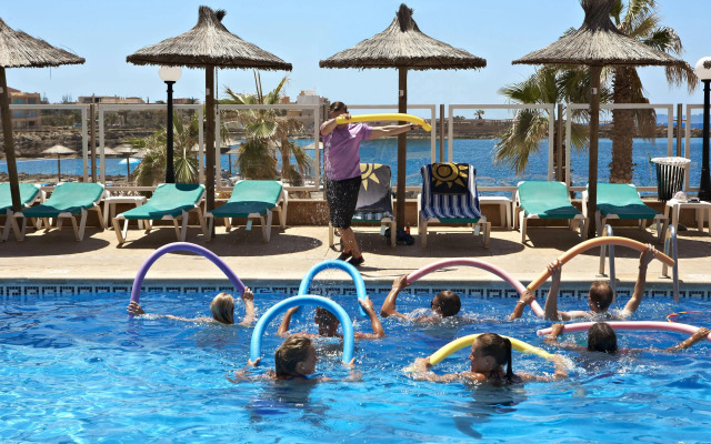 Universal Hotel Romantica