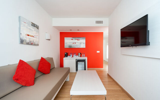 Aequora Lanzarote Suites