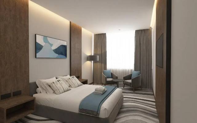 New MerryLand Hotel