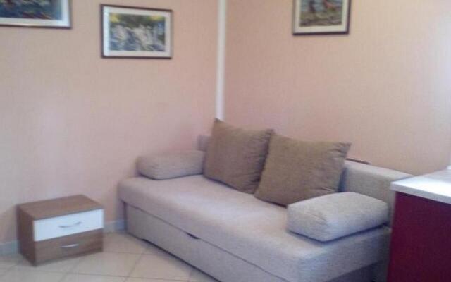 Apartments Neva in Brodarica