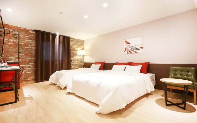 Hotel Lowa