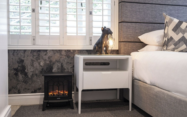 YOLO Spaces - Clifton Boutique Villa