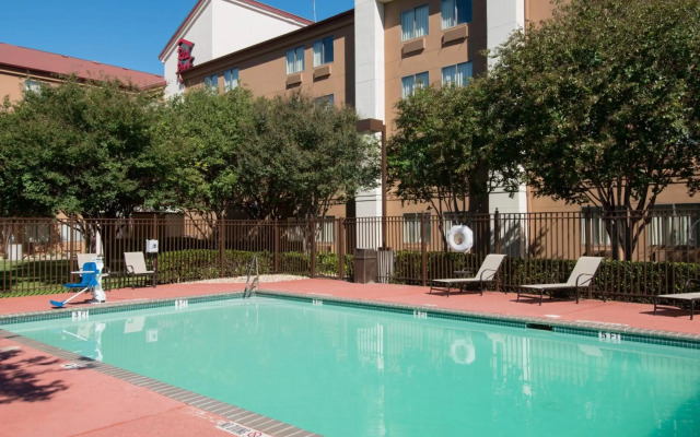 Red Roof Inn PLUS+ Austin South