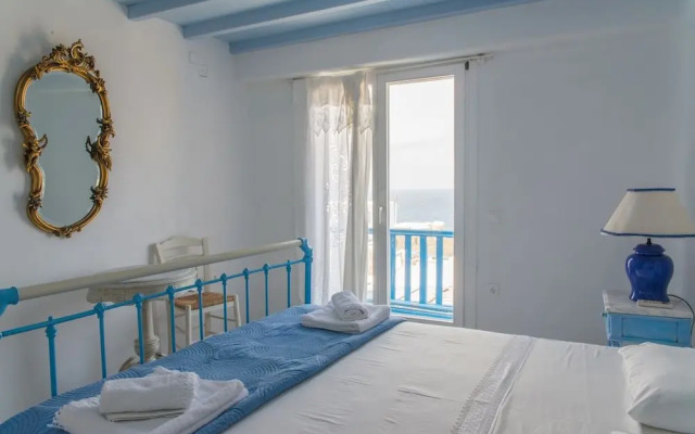 Villa Adonis
