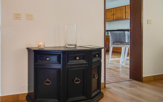 Soothing Holiday Home in Ferrel near Baleal Island