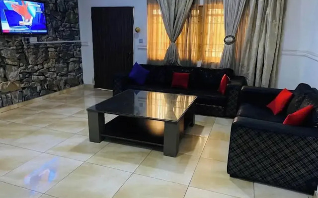 Davvy Hotel and Apartments