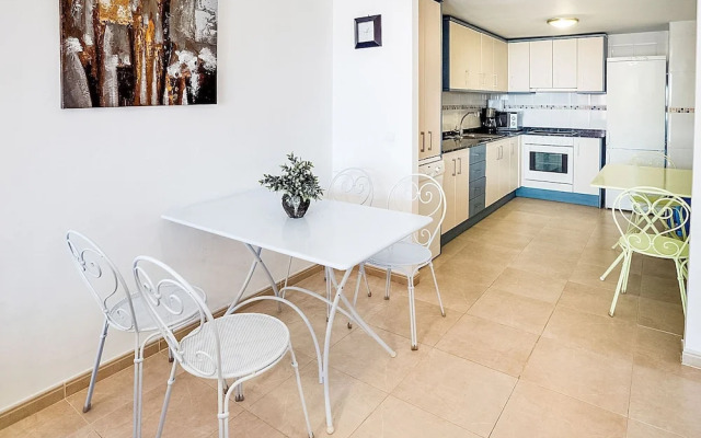 Comfortable Apartment Near the Sea