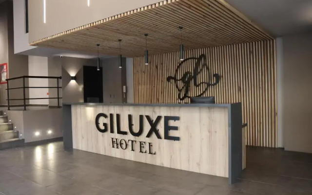 Giluxe Hotel